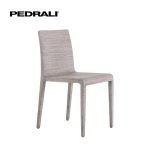 Pedrali Young 420 - 4 Ks - Stolička so škrupinou z jaseňovej preglejky