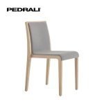 Pedrali Young 424 - 6 Ks - Stolička s čalúneným sedadlom
